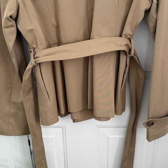 Karl Lagerfeld Paris Double-Breasted Peplum Trench Jacket - Size Large - Picture 8 of 15